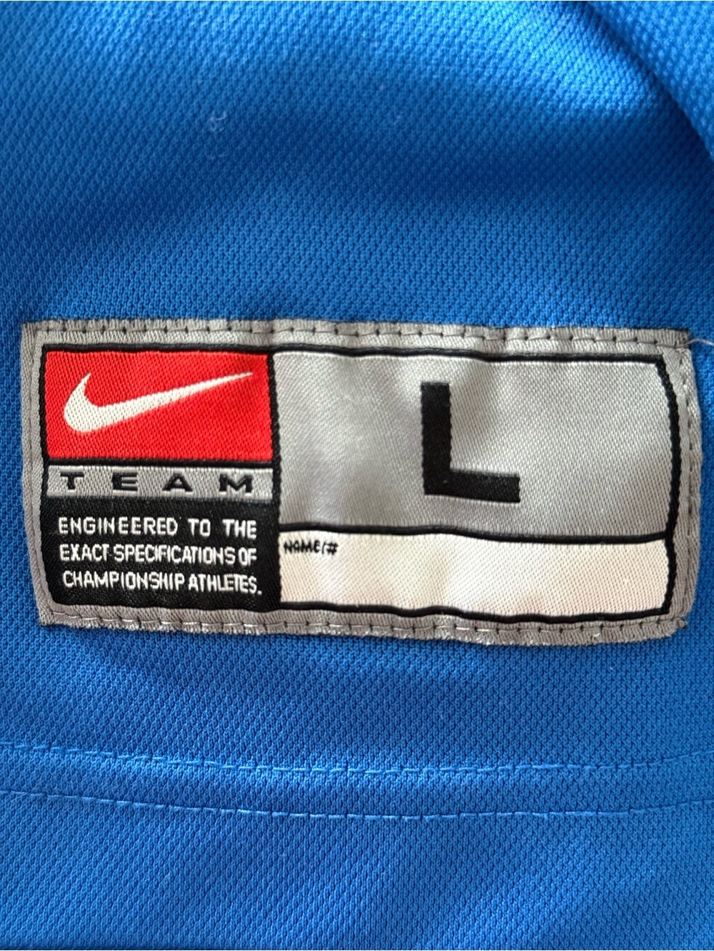 Vintage Y2K Nike Men's Royal Blue Short-Sleeve Athletic Jersey with White Accent - Picture 6 of 8